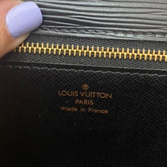 🔴SOLD🔴 Louis Vuitton Monceau Black Epi Leather - Picture 14 of 15